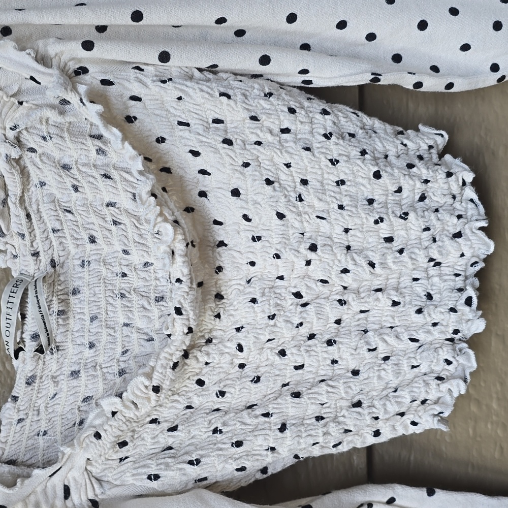 Urban Outfitters Super Soft Polka Dot Smoked Cropped Long Sleeve Top Small S - Picture 7 of 11